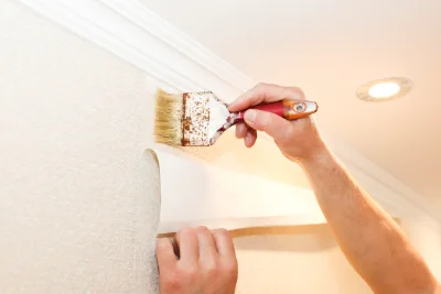 Pose de papier peint à Chalais — revêtements muraux et toiles de verre